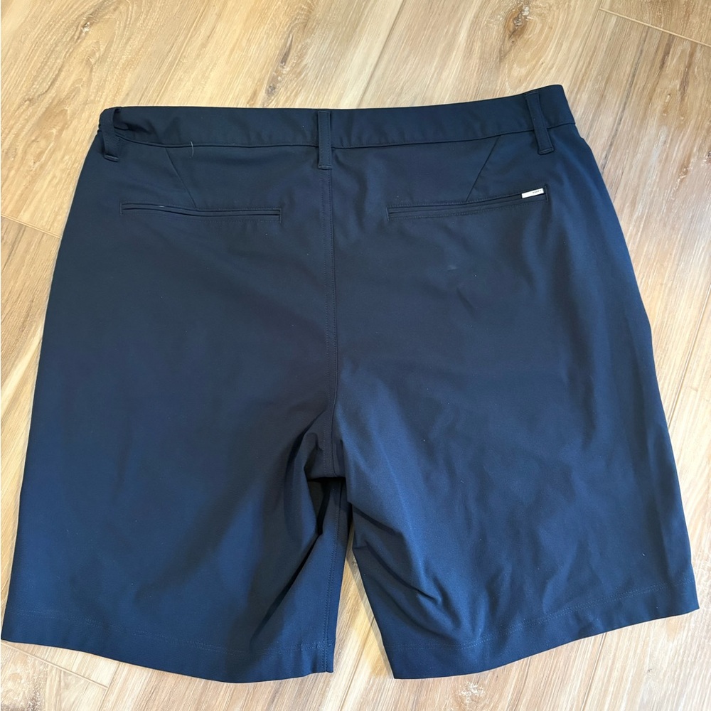 Vuori Shorts Mens 32 Navy Blue Chino Golf Flat Front Pocket *Flaws - Picture 5 of 6